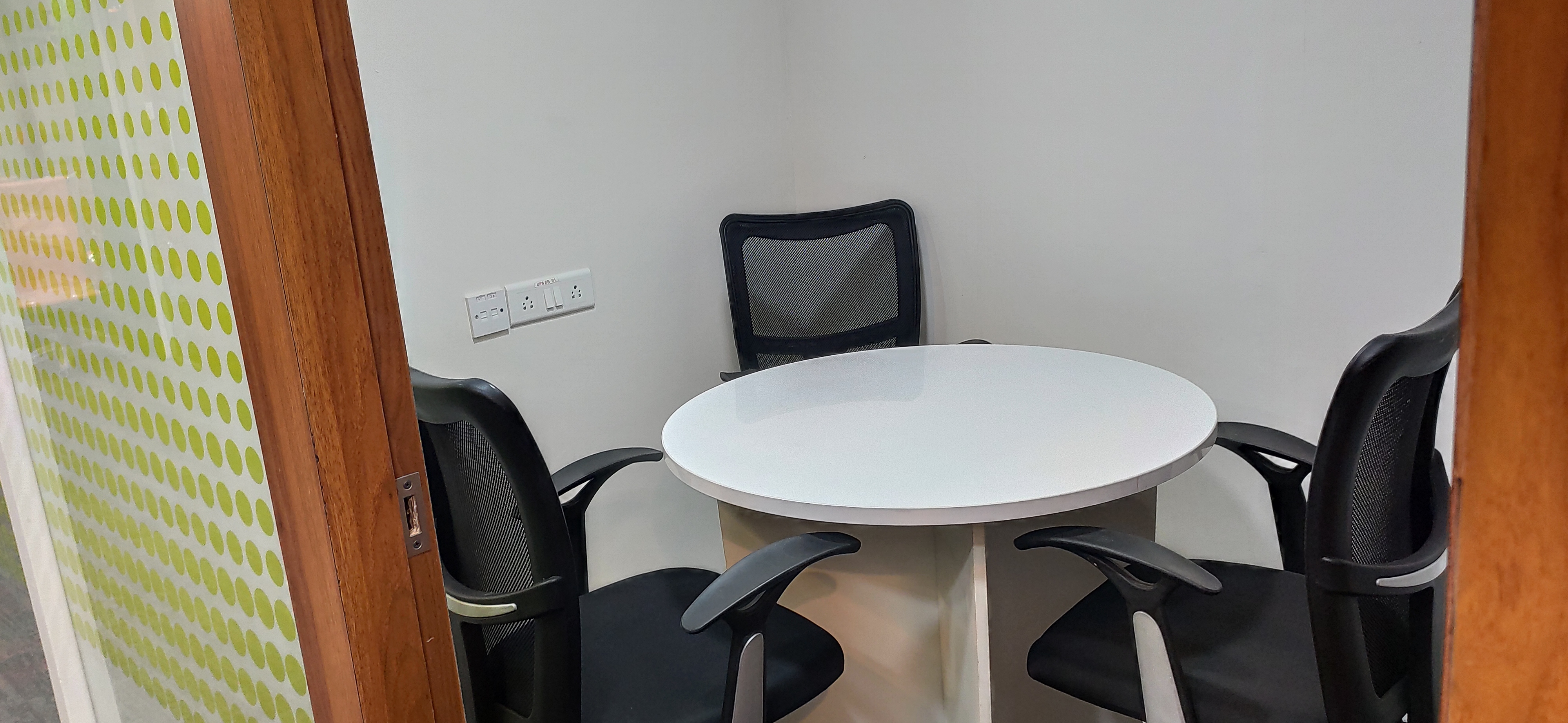 Meeting Rooms in Hitech City BI276